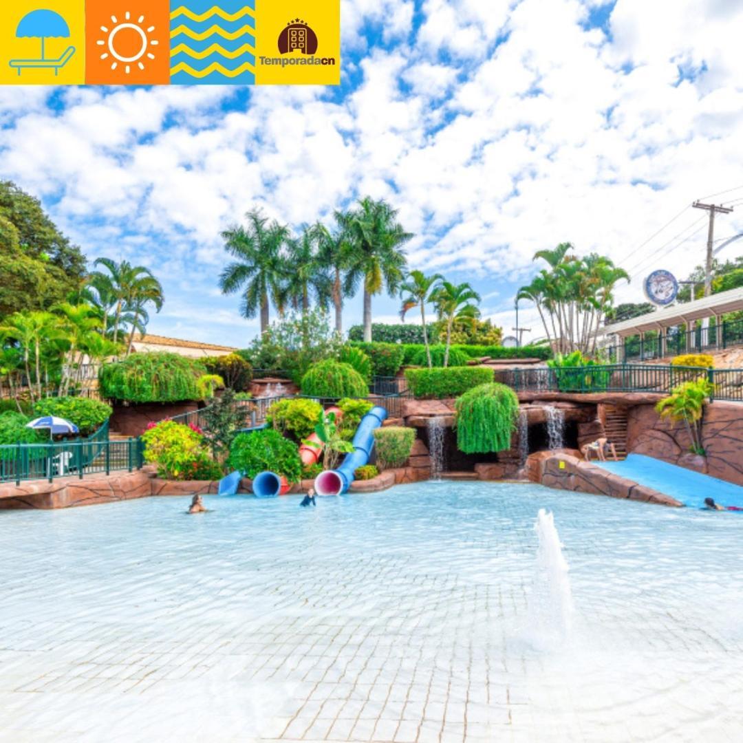 Piazza Com Acesso Ao Acqua Park - Gustavo Aparthotel Caldas Novas Exteriör bild